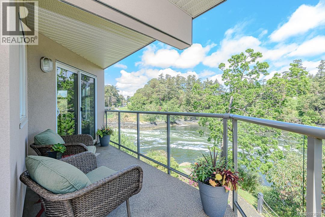 104 1085 Tillicum Road, Esquimalt