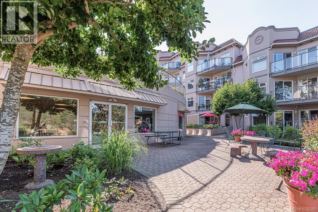 104 1085 Tillicum Road, Esquimalt