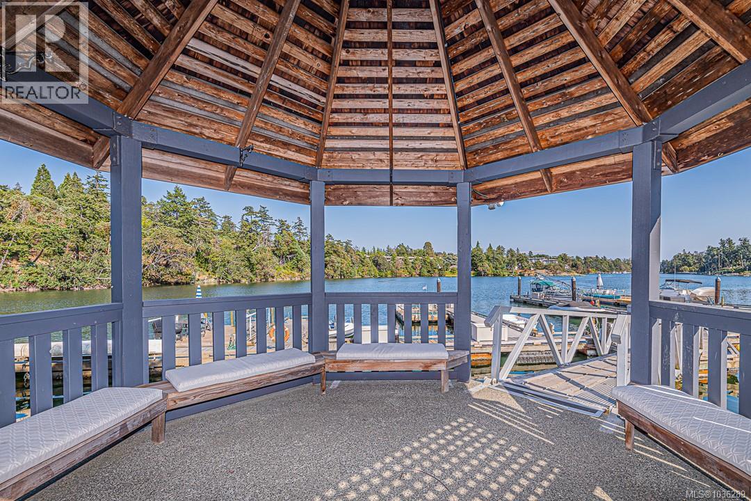 104 1085 Tillicum Road, Esquimalt