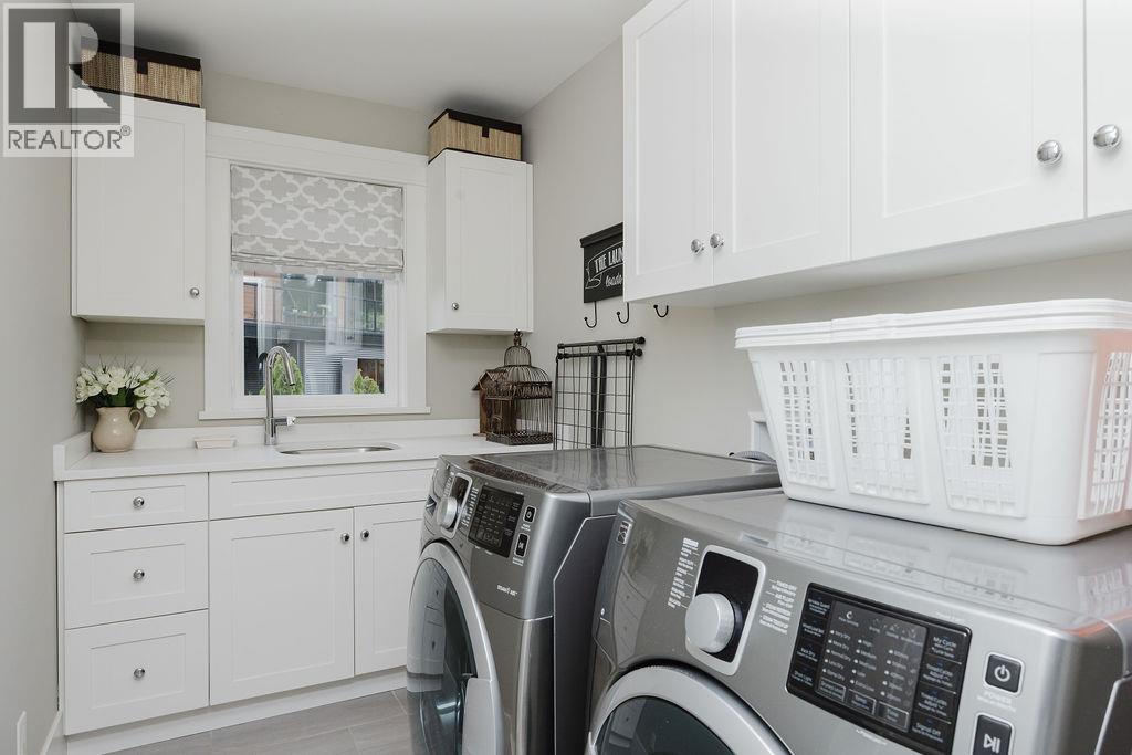 791 COURTNEY ROAD, Gibsons
