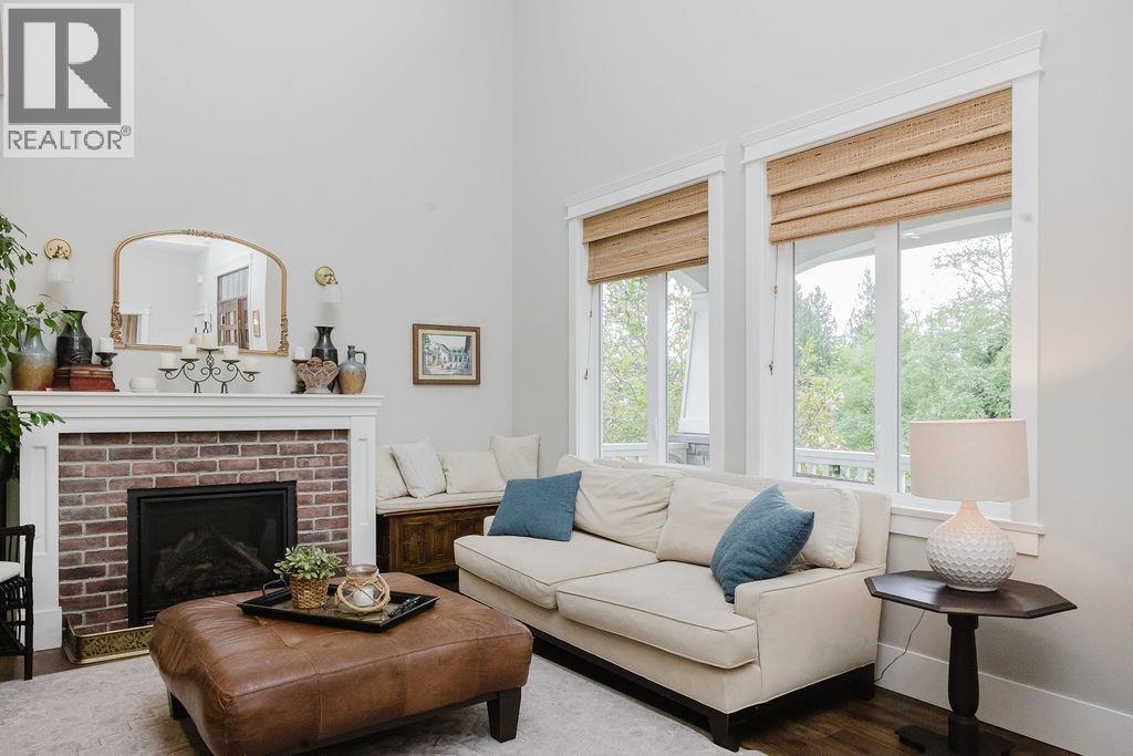 791 COURTNEY ROAD, Gibsons