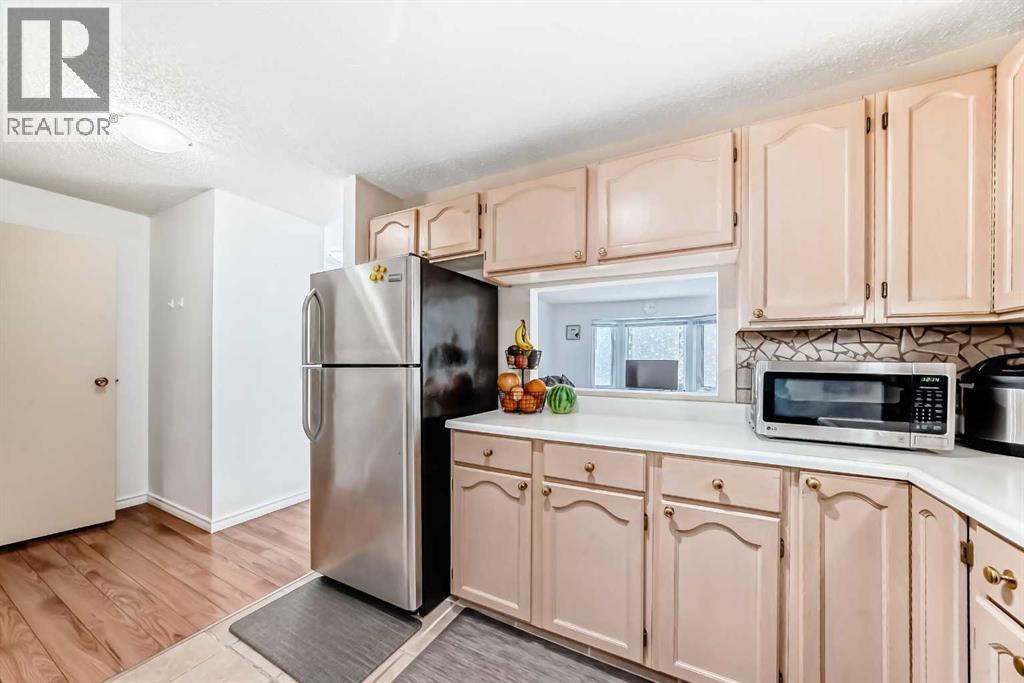15 Falshire Terrace NE - 17