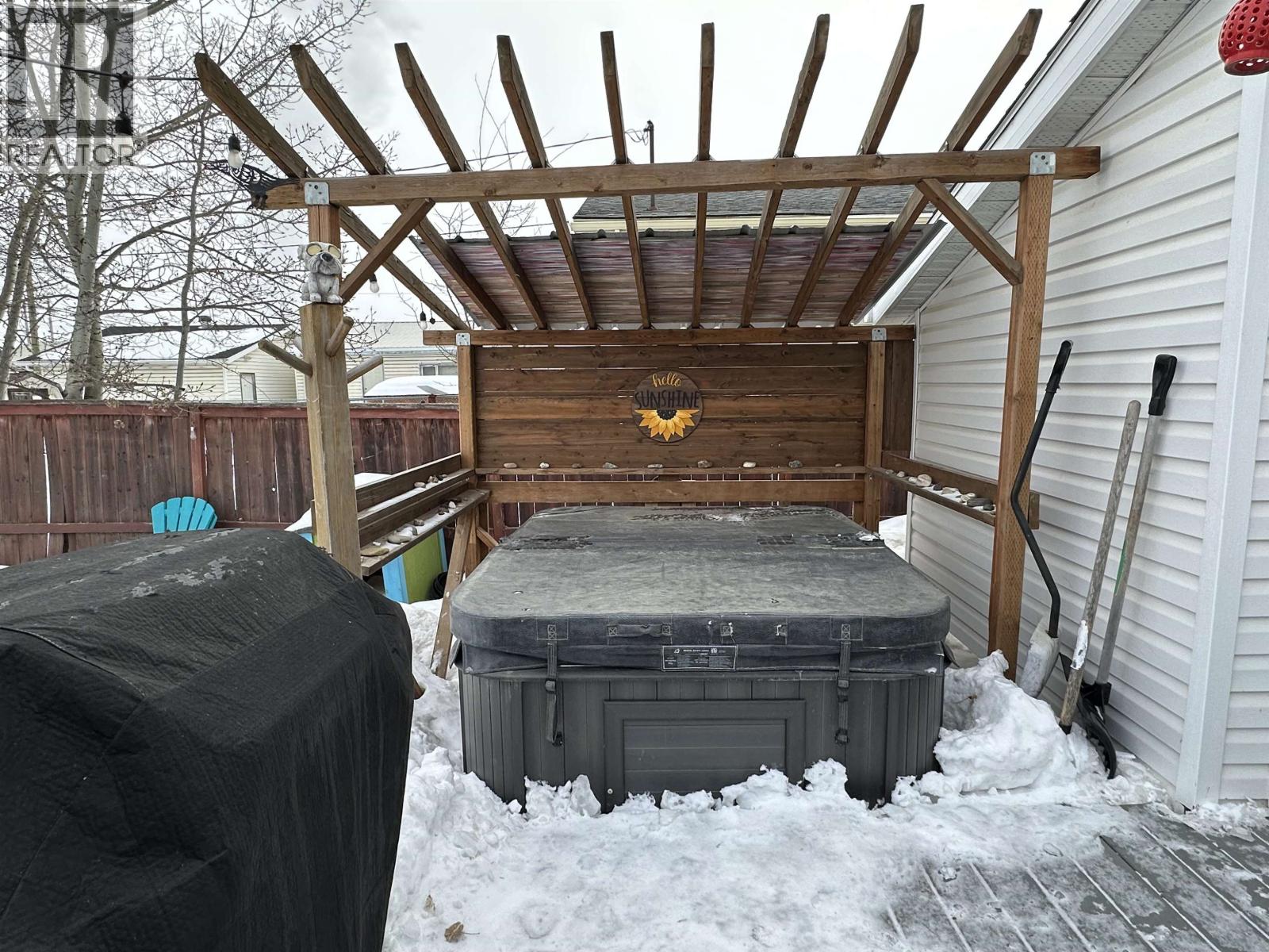 10647 101 STREET - 32