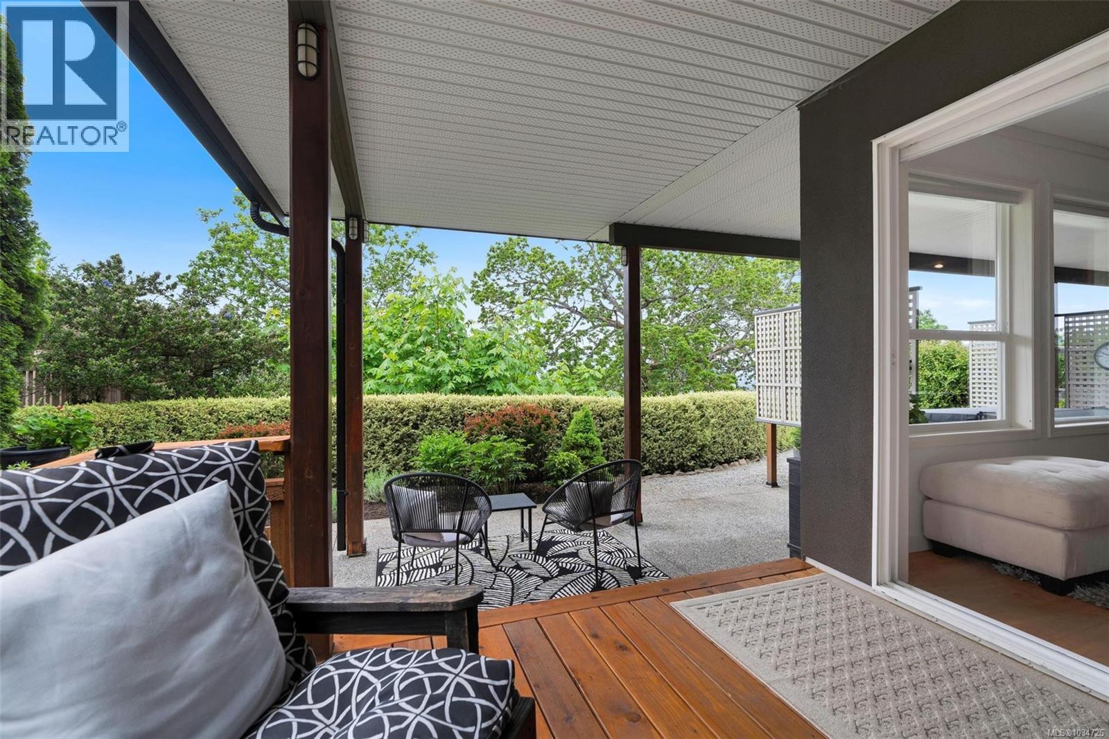 6250 Lower Chippewa Rd - 55