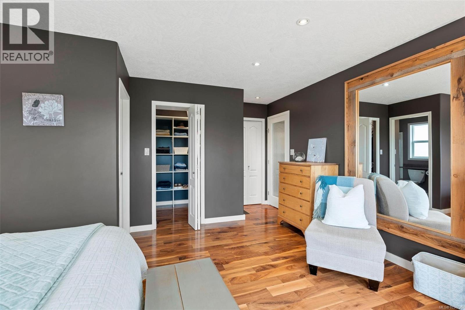 6250 Lower Chippewa Rd - 30