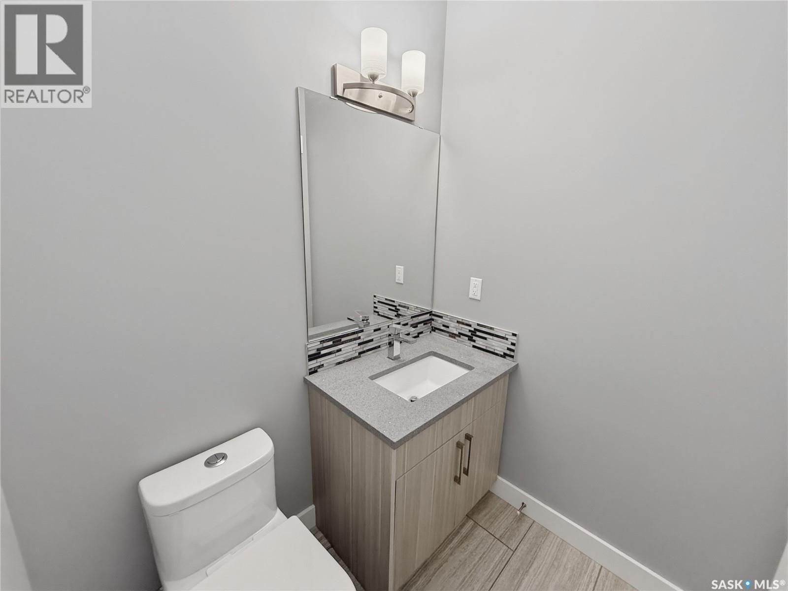 637 Douglas DRIVE — photo 10
