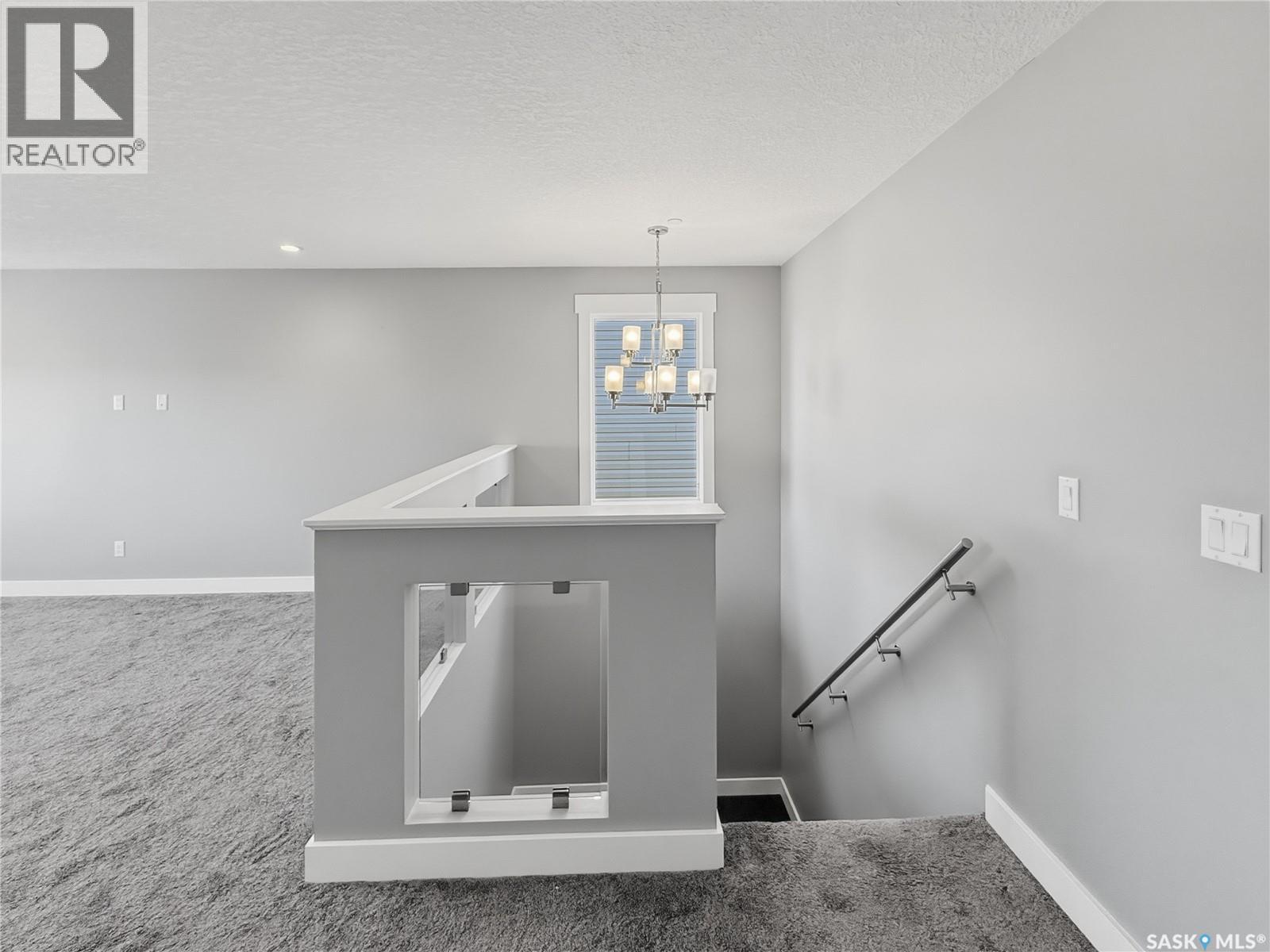 637 Douglas DRIVE — photo 11