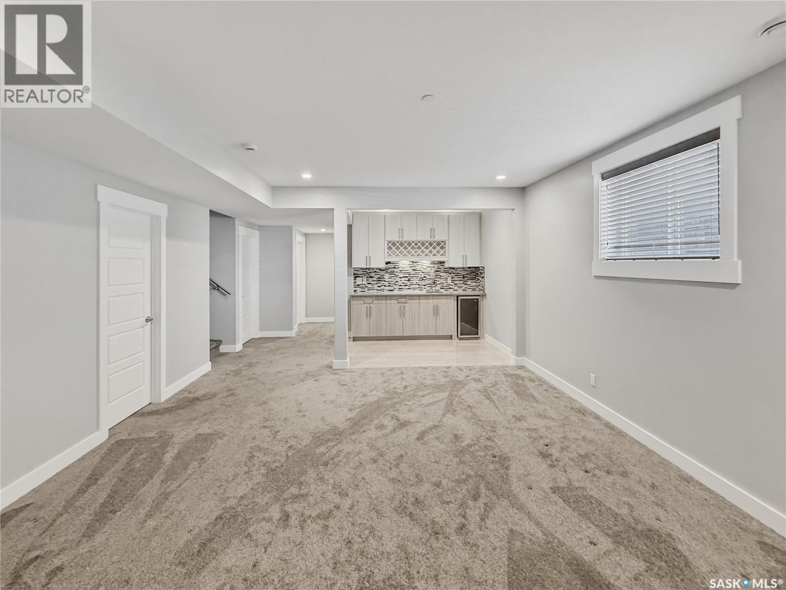 637 Douglas DRIVE — photo 29
