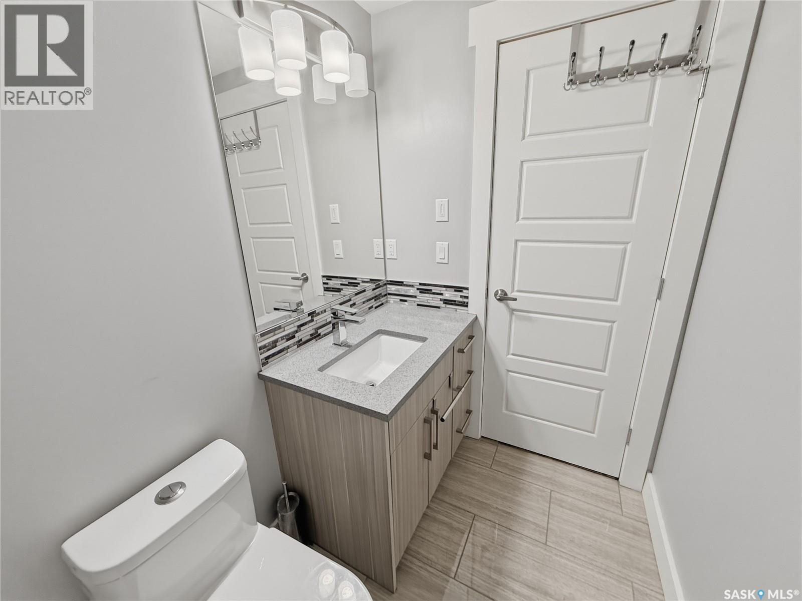 637 Douglas DRIVE — photo 34