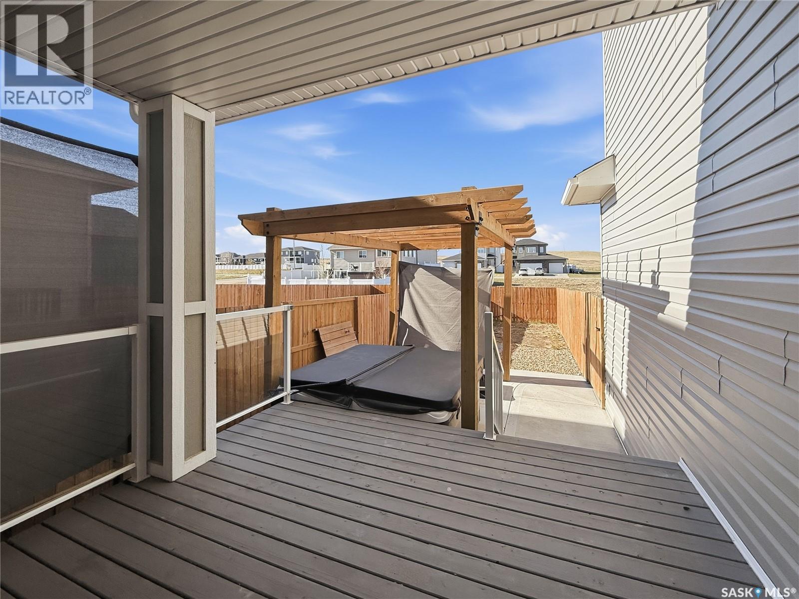637 Douglas DRIVE — photo 35