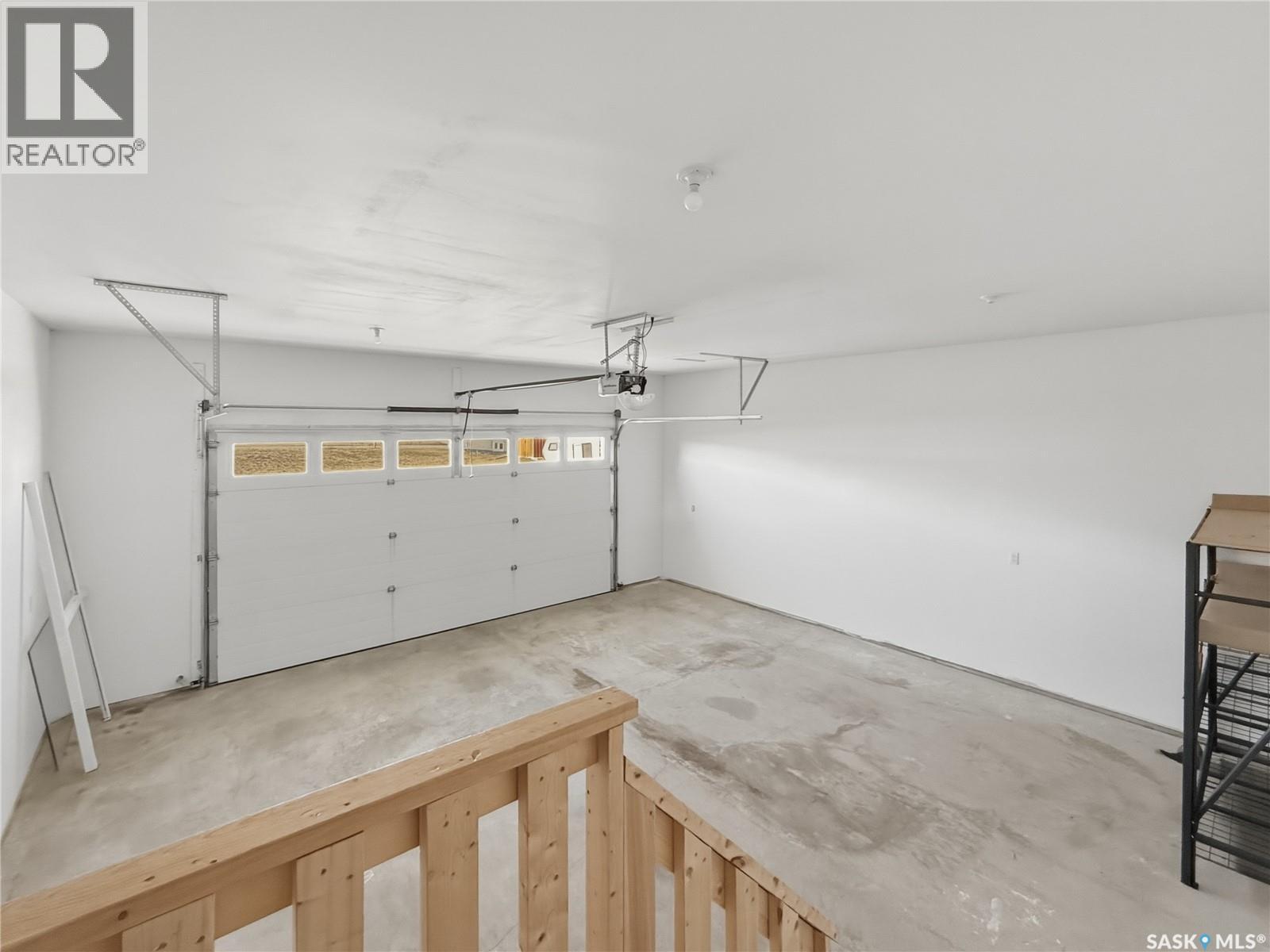 637 Douglas DRIVE — photo 38