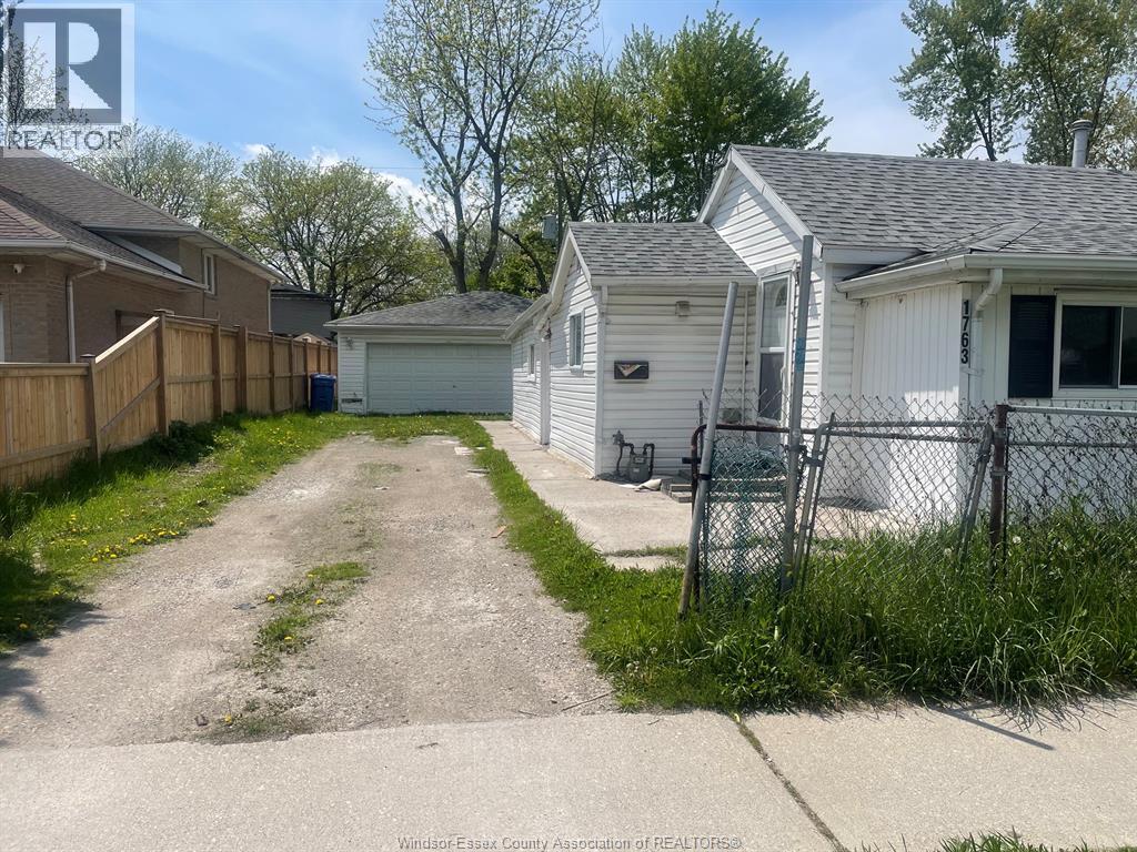 1763 DOMINION BOULEVARD, Windsor, Ontario, N9B3H6 — Photo 2