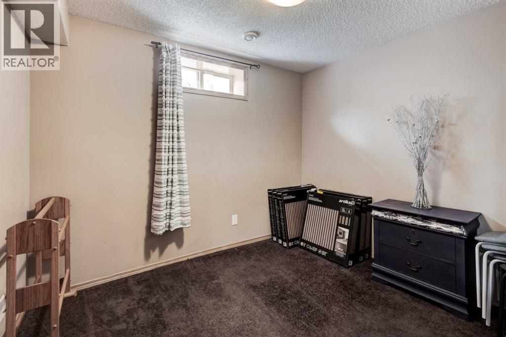52 Bridlemeadows Common SW - 30