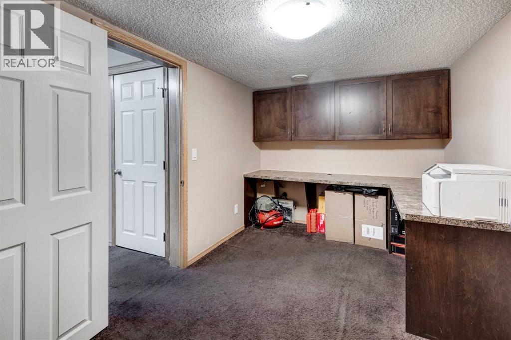 52 Bridlemeadows Common SW - 29