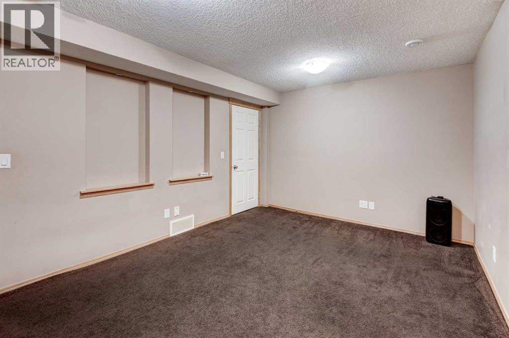 52 Bridlemeadows Common SW - 27