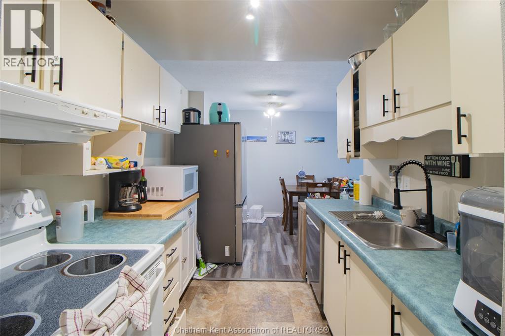 225 Campus Parkway PARKWAY Unit# 212, Chatham, Ontario, N7L4X2 — Photo 3