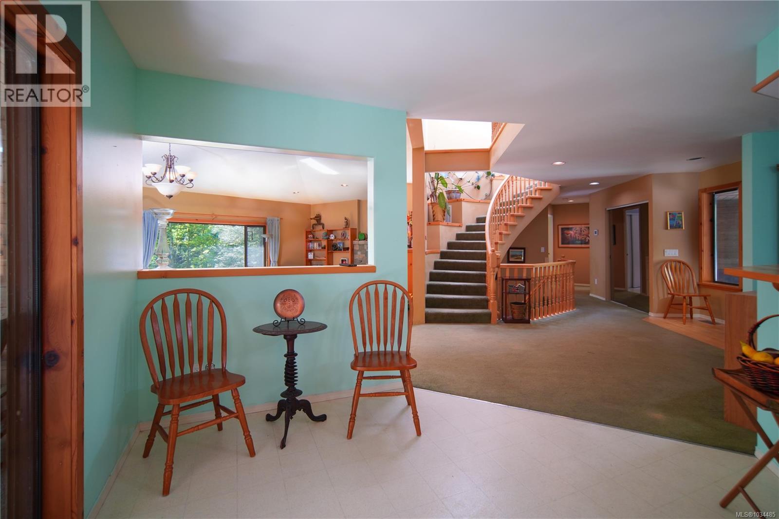 2216 North End Rd - 9