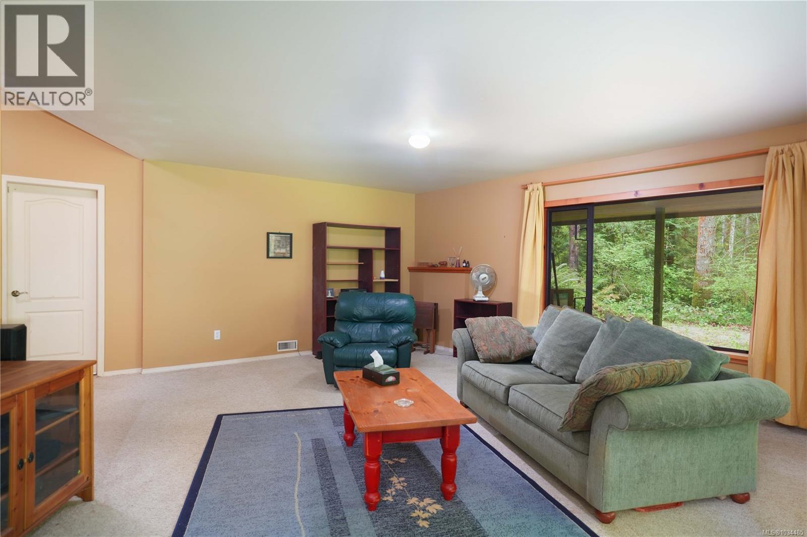 2216 North End Rd - 38