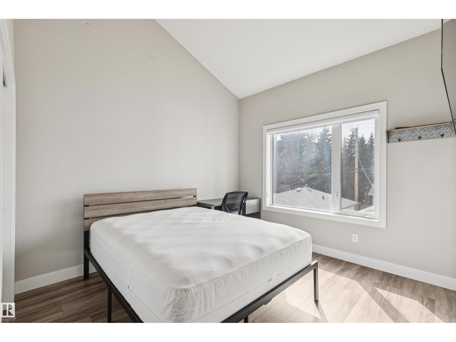 8724 116 ST NW, Edmonton