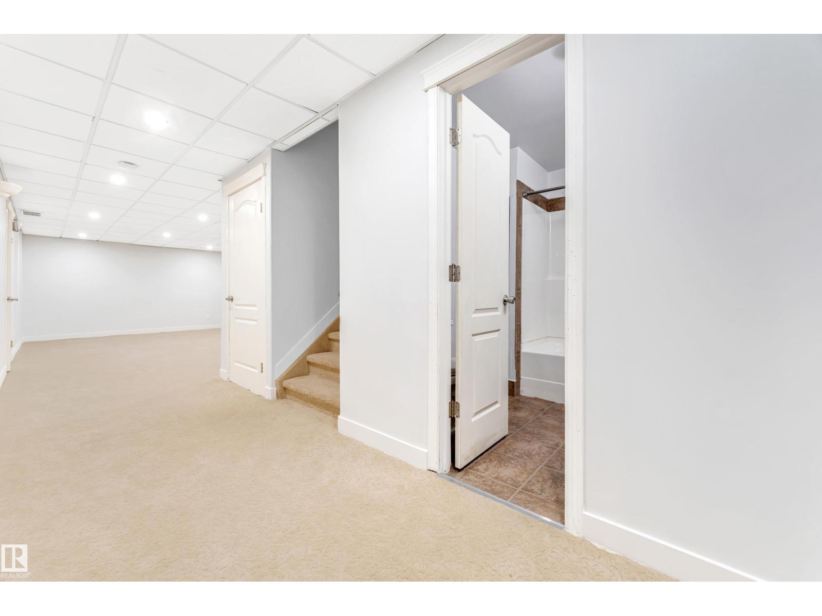 10621 175A AV NW - 48