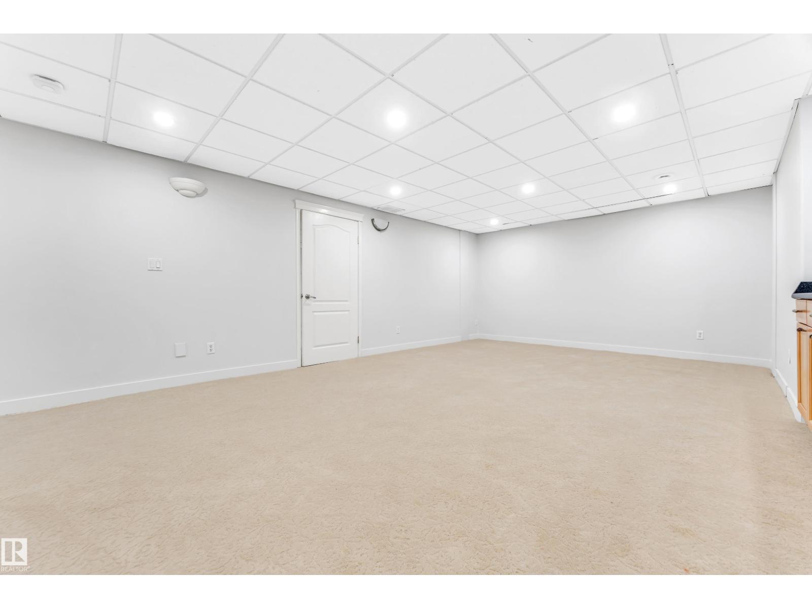10621 175A AV NW - 51