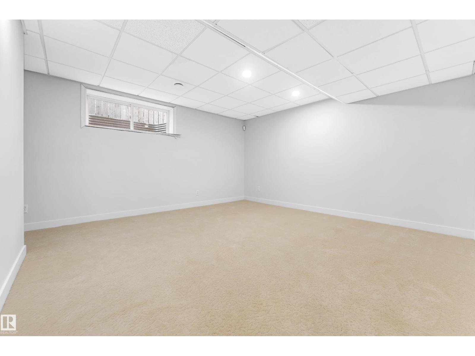 10621 175A AV NW - 55