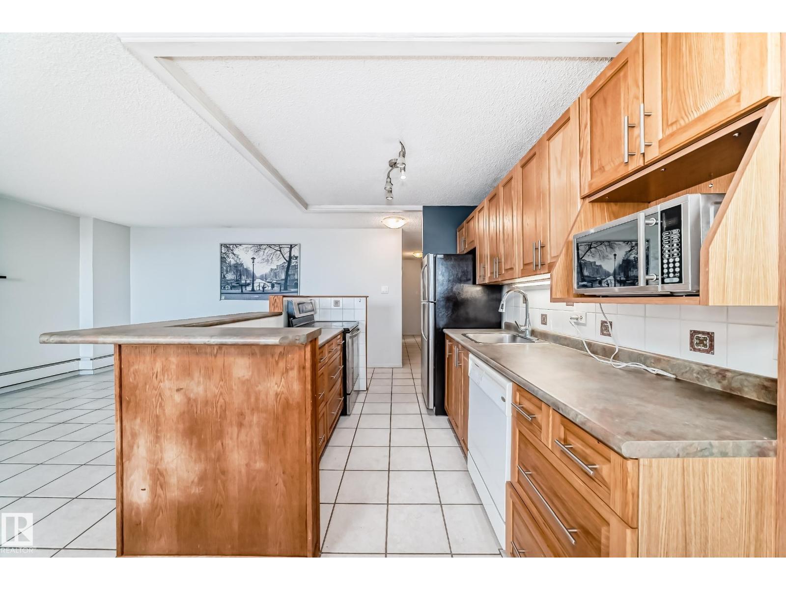 #405 10135 Saskatchewan DR NW NW - 10