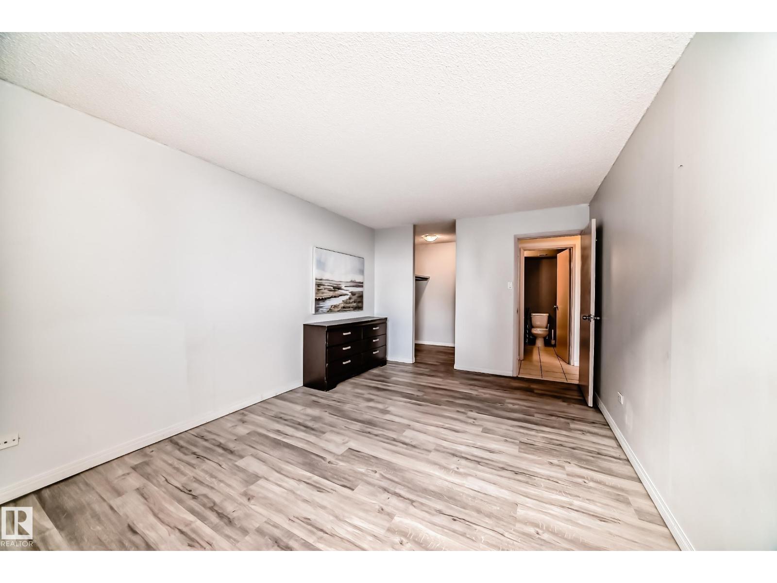 #405 10135 Saskatchewan DR NW NW, Edmonton
