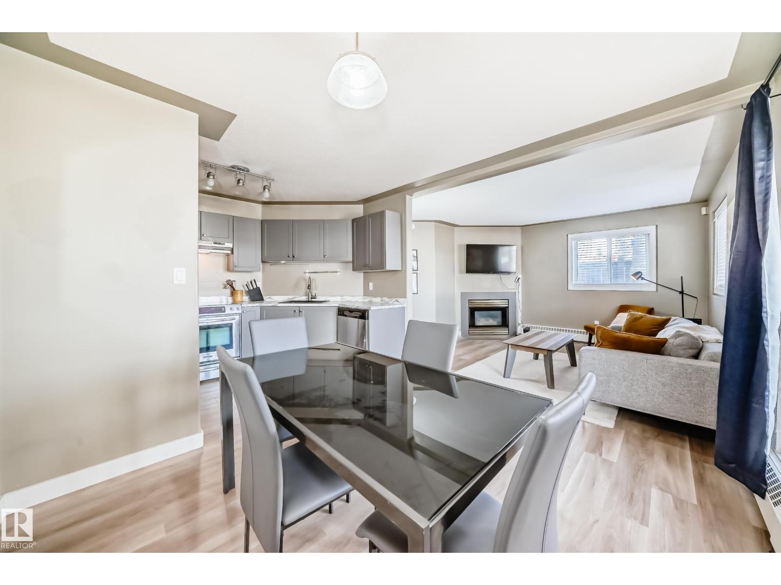 #101 10827 85 AV NW NW - 19