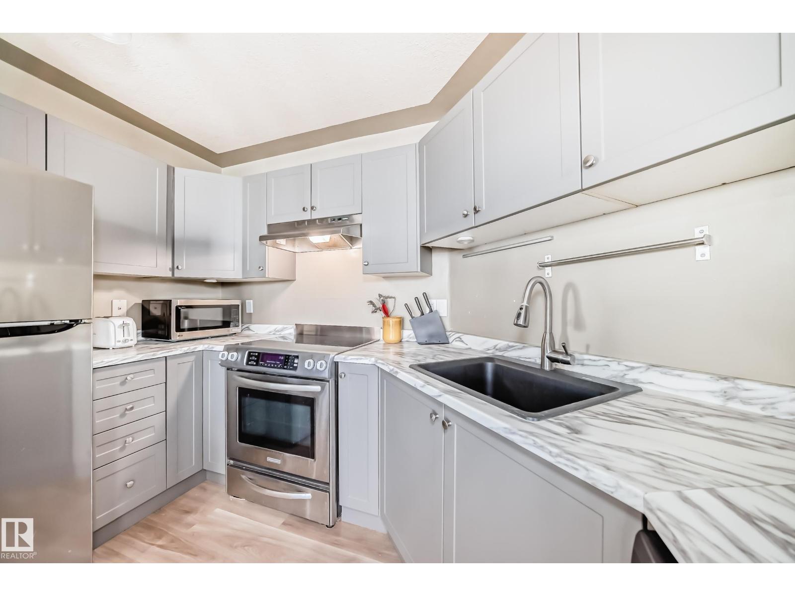 #101 10827 85 AV NW NW, Edmonton