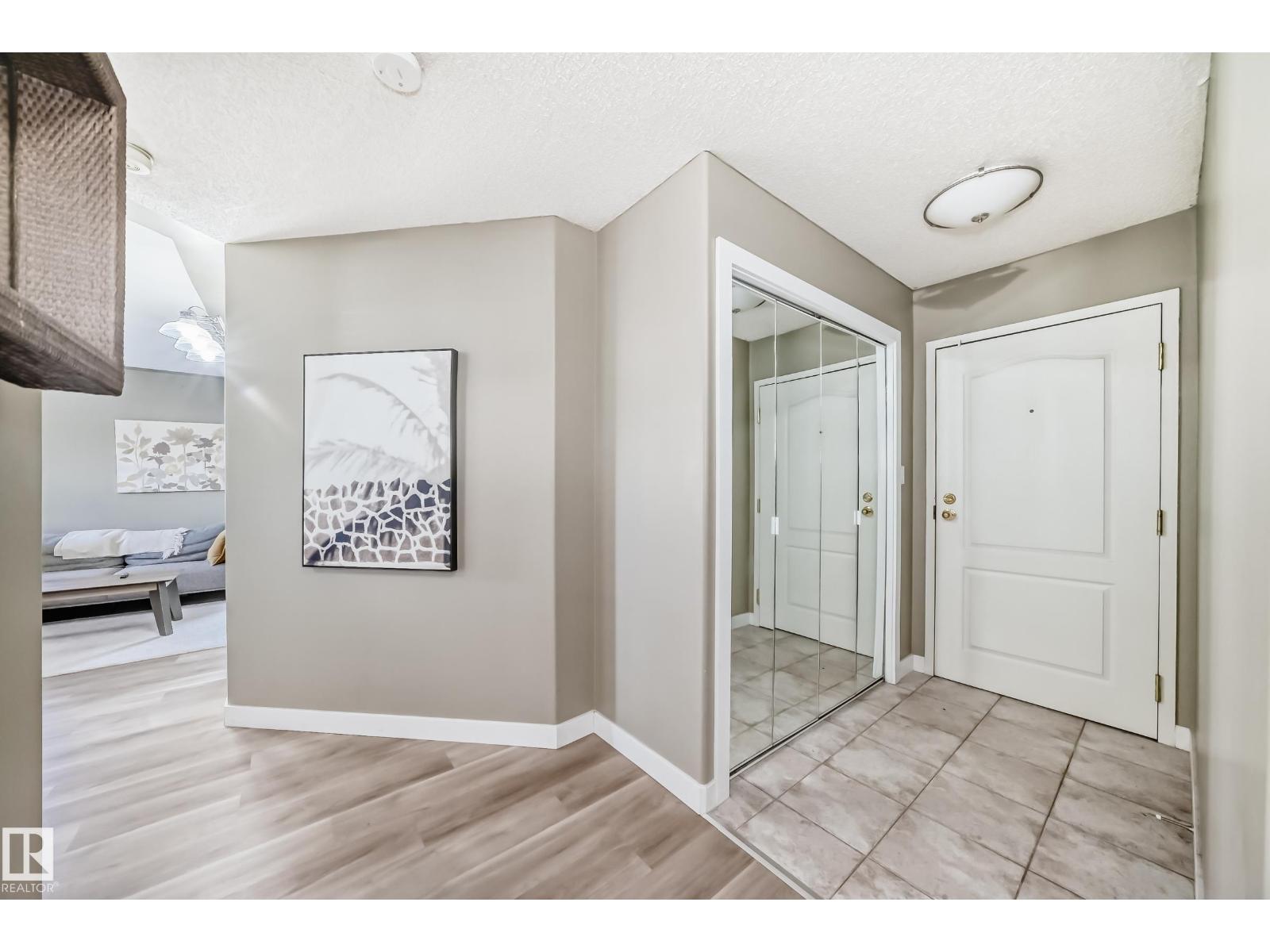 #101 10827 85 AV NW NW - 7