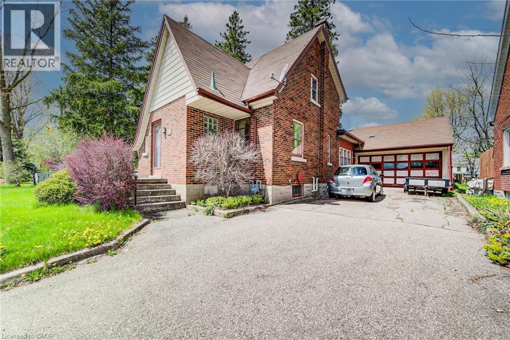 498 S VICTORIA Street S, Kitchener, Ontario, N2M3A7 — Photo 4