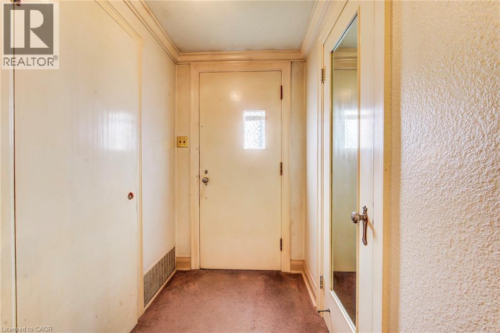 498 S VICTORIA Street S, Kitchener, Ontario, N2M3A7 — Photo 8