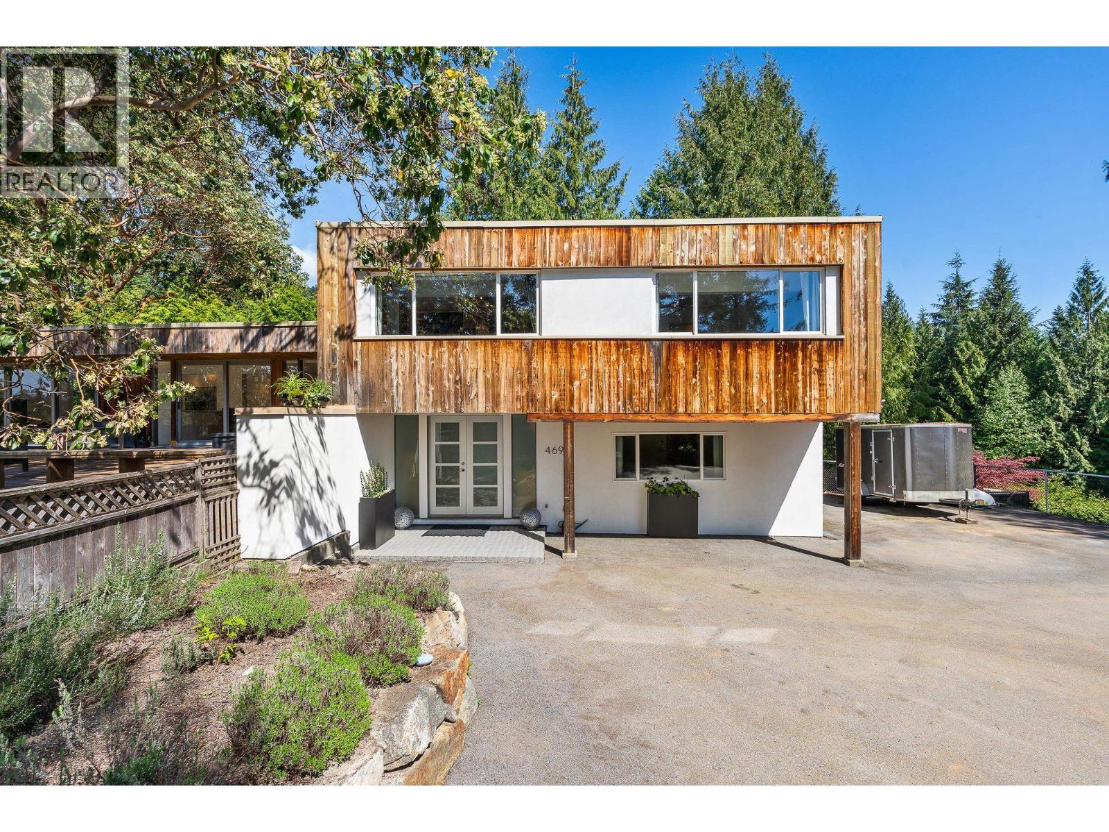 4697 WOODVIEW PLACE, West Vancouver