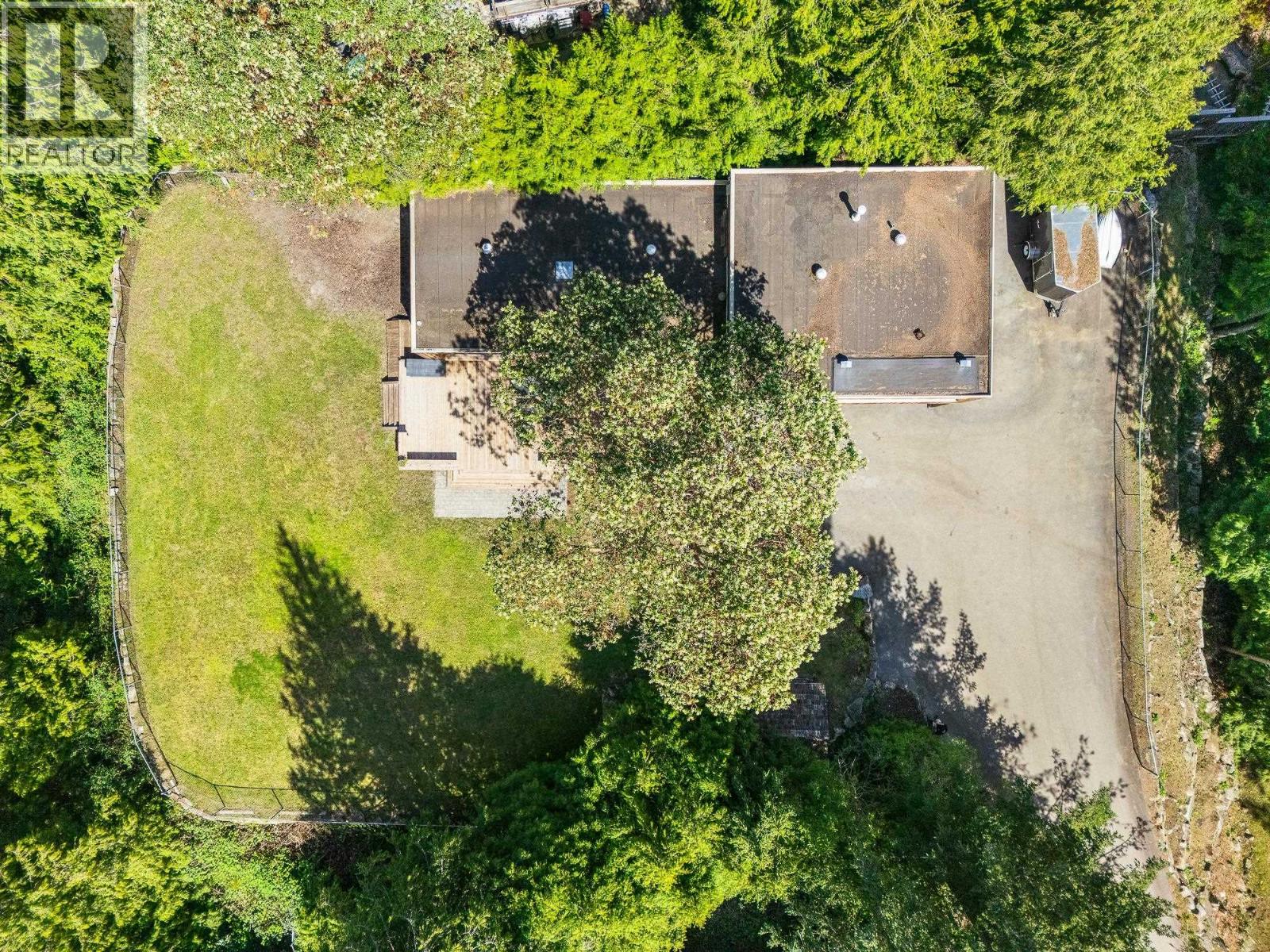 4697 WOODVIEW PLACE, West Vancouver