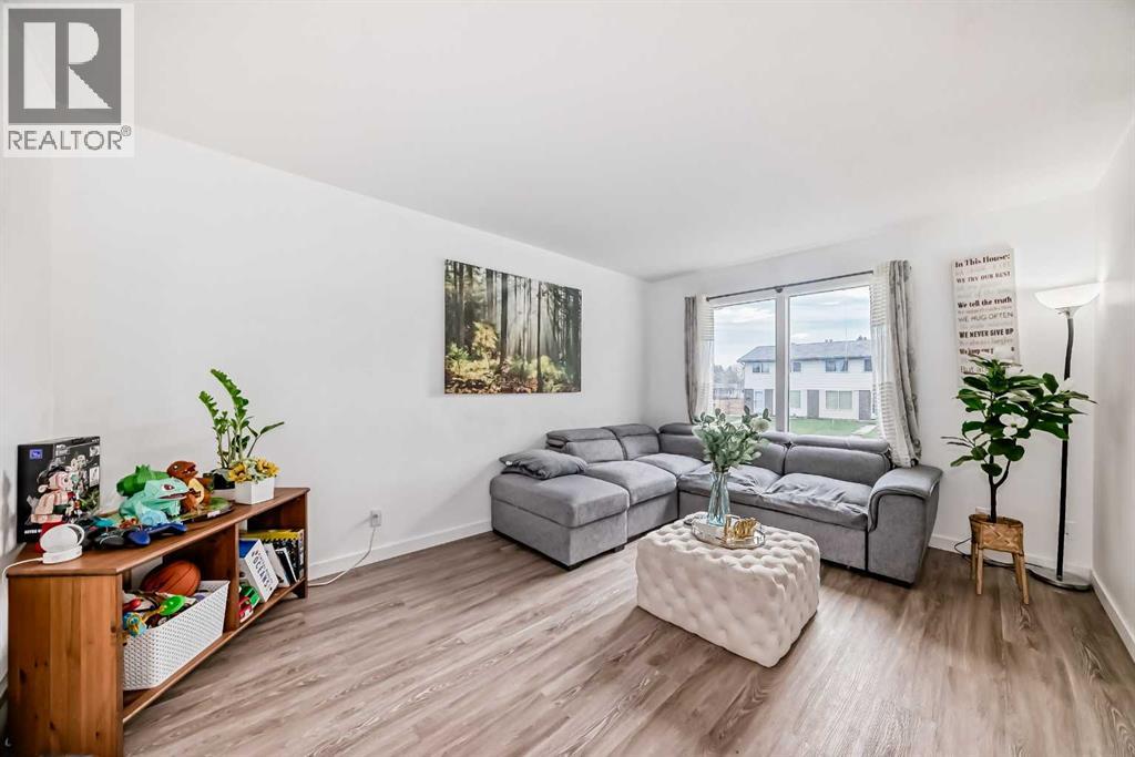 637 40 Street NE - 16