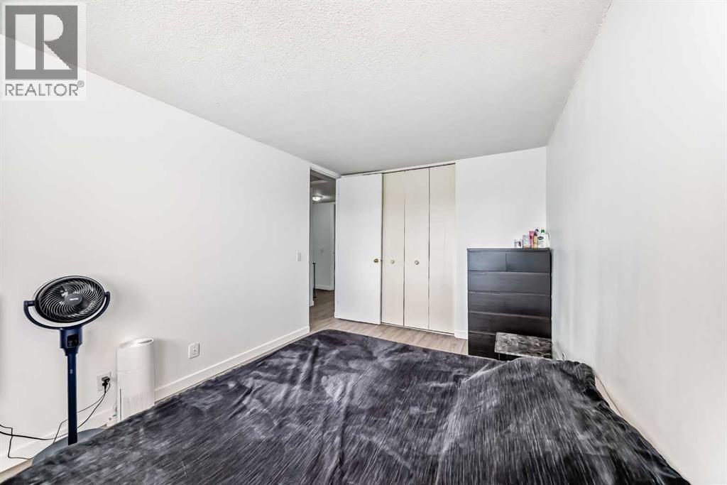 637 40 Street NE - 20