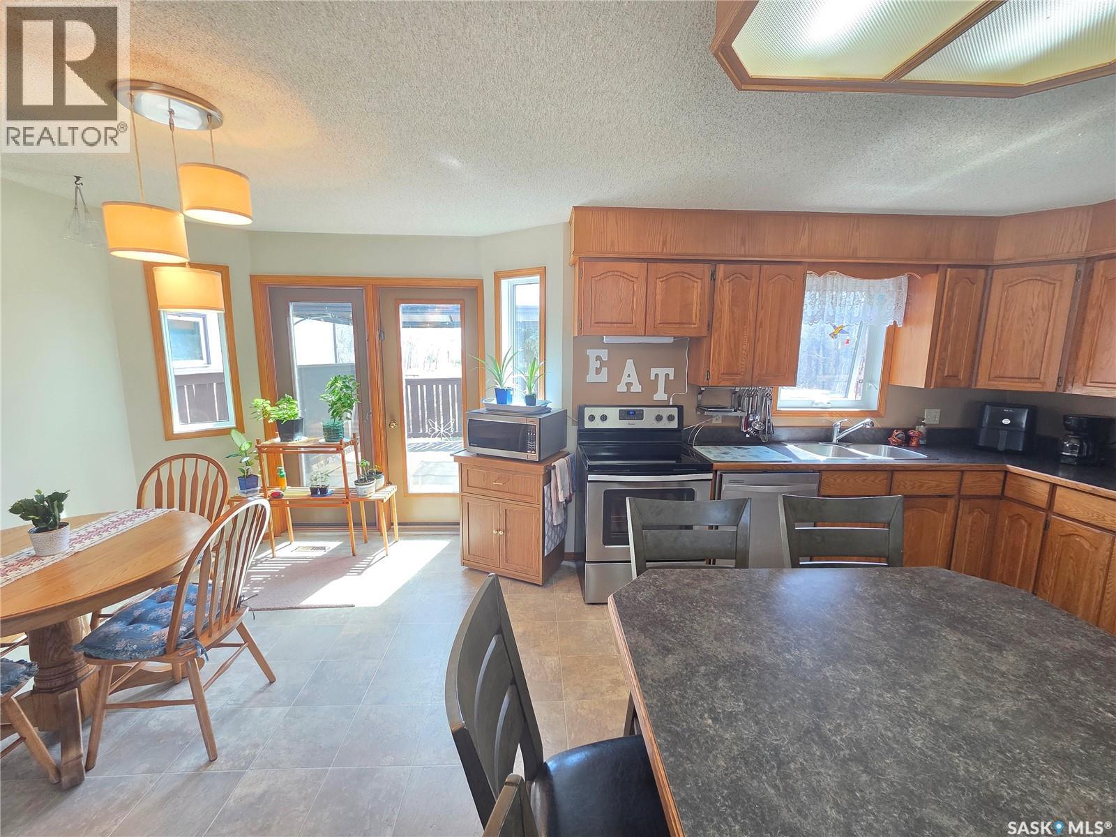 509 Carlyle AVENUE - 20