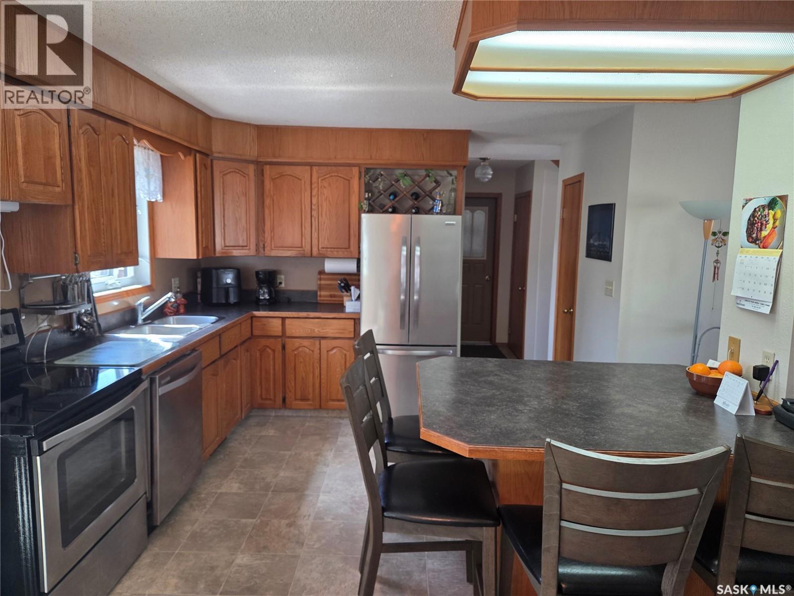 509 Carlyle AVENUE - 23