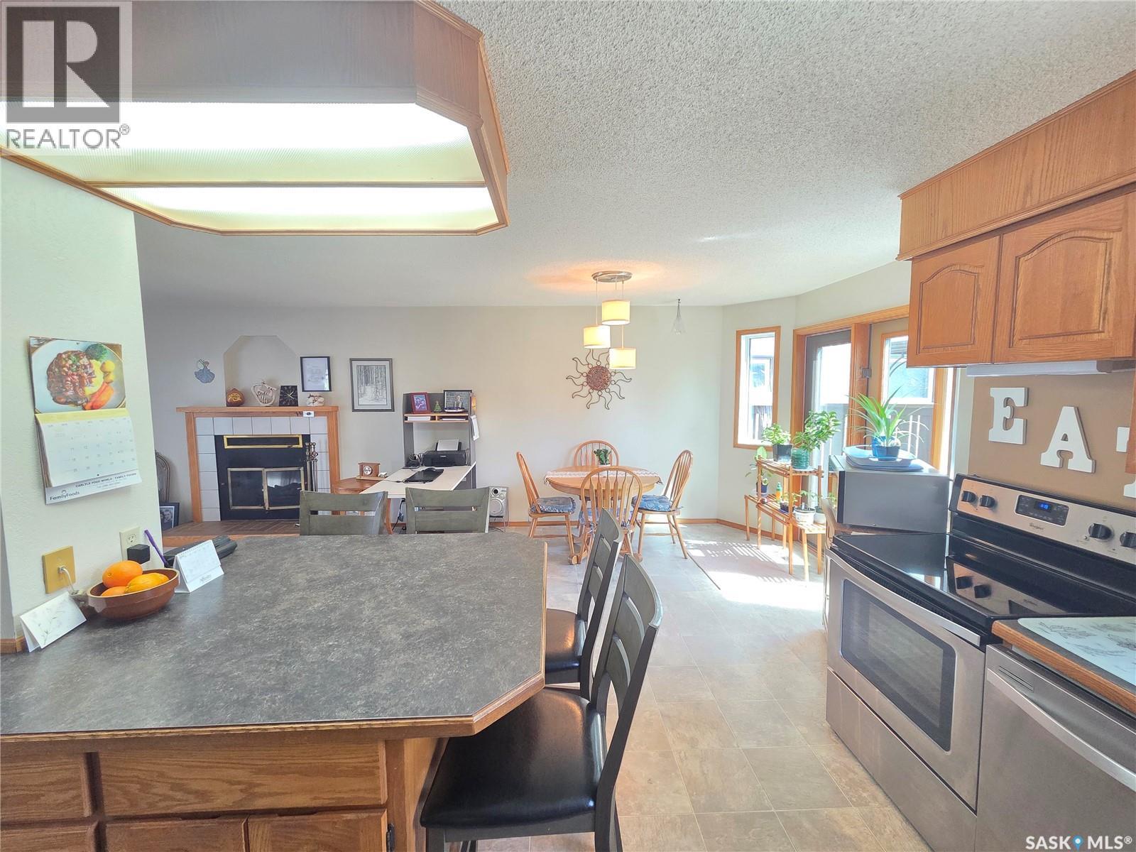 509 Carlyle AVENUE - 25