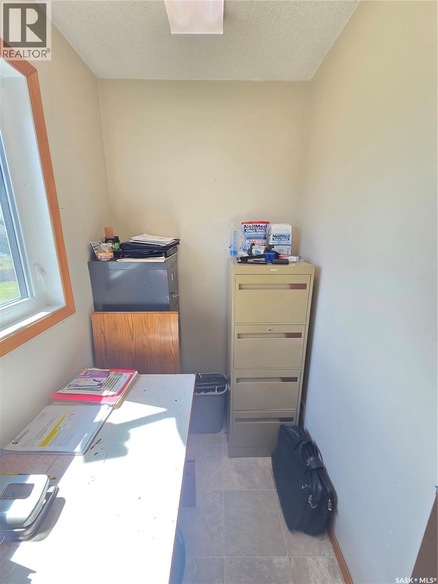 509 Carlyle AVENUE - 30