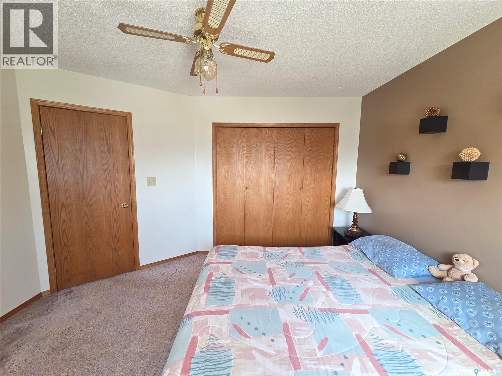 509 Carlyle AVENUE - 35