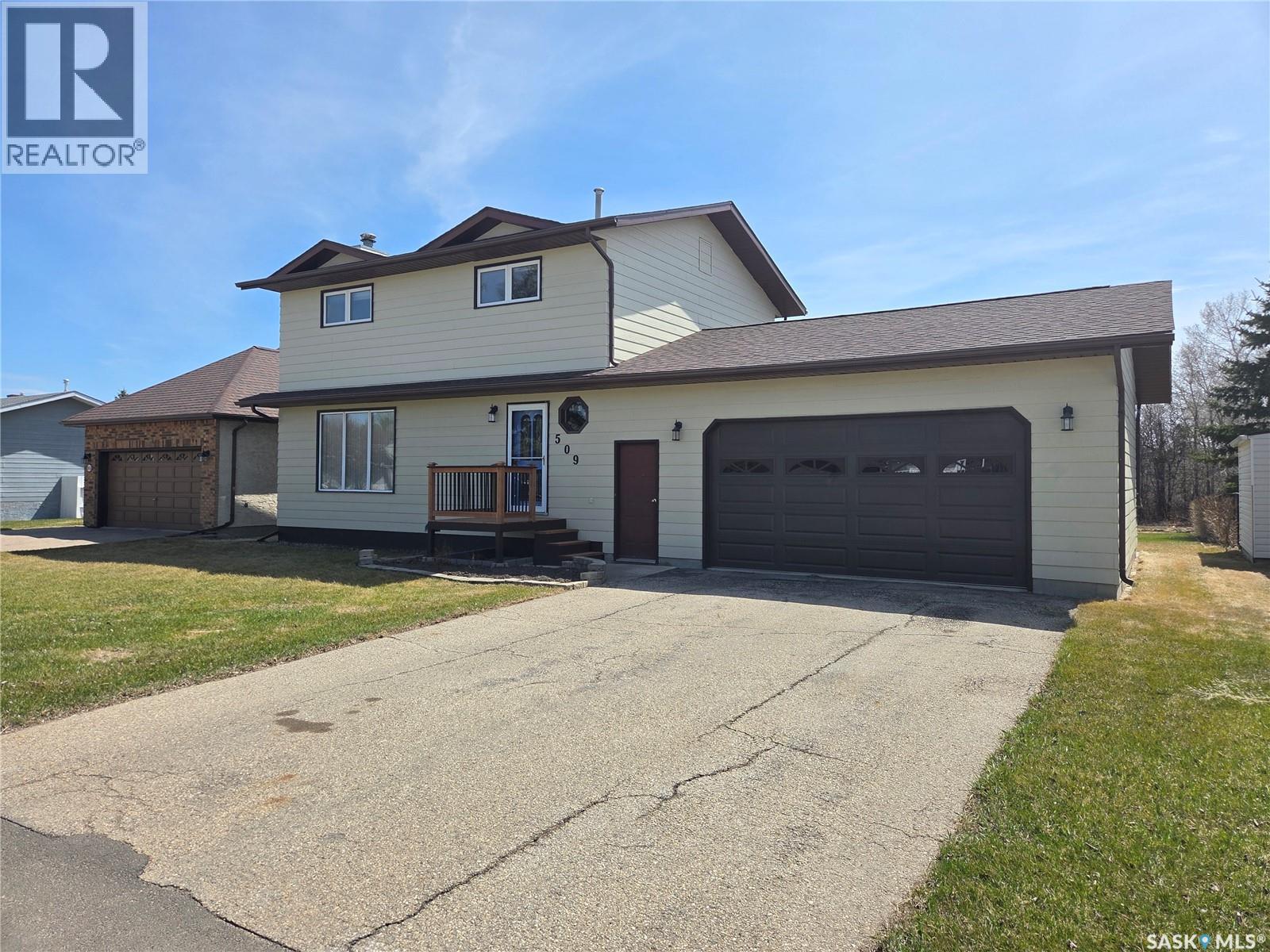 509 Carlyle AVENUE - 4