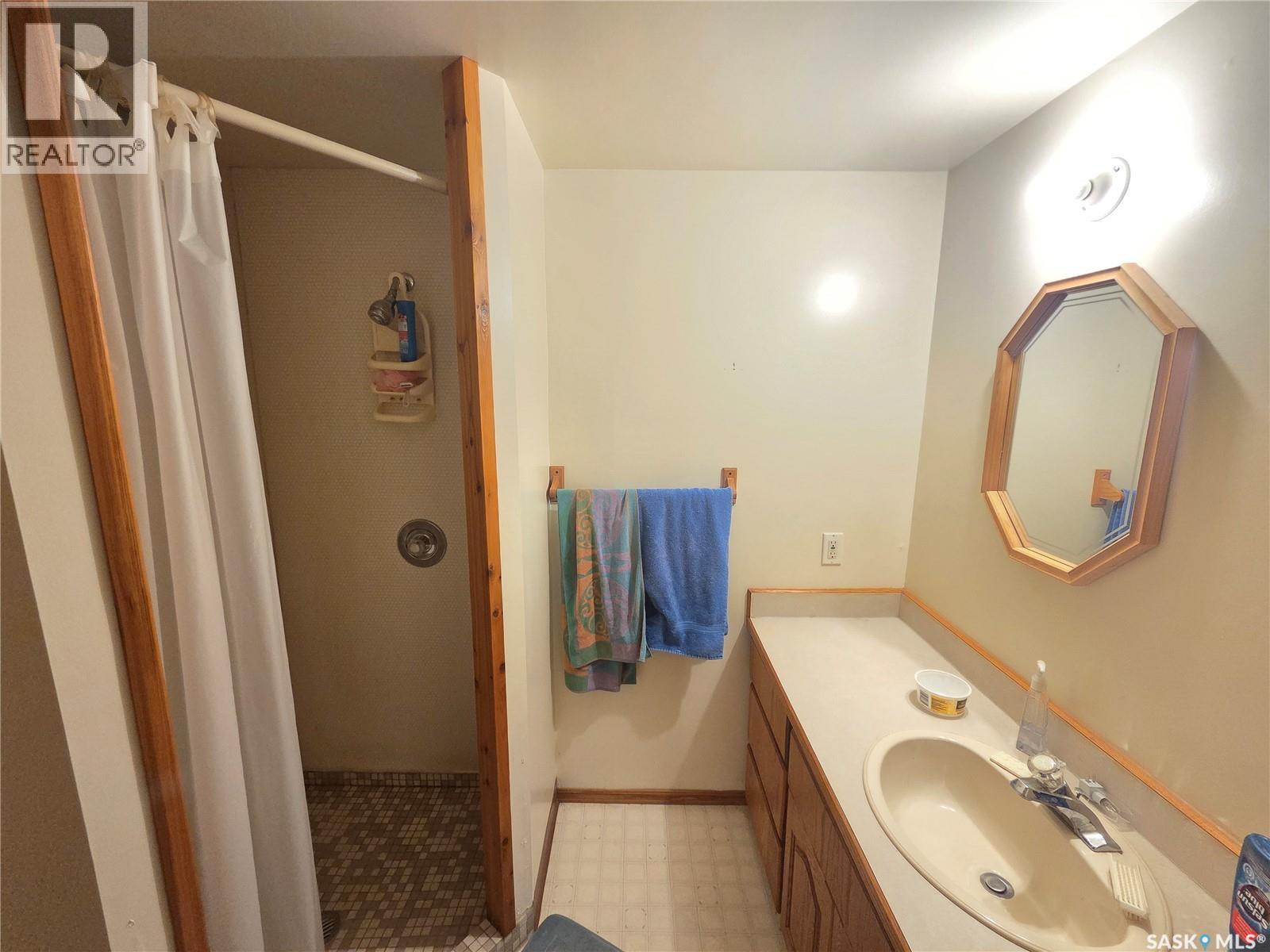 509 Carlyle AVENUE - 48