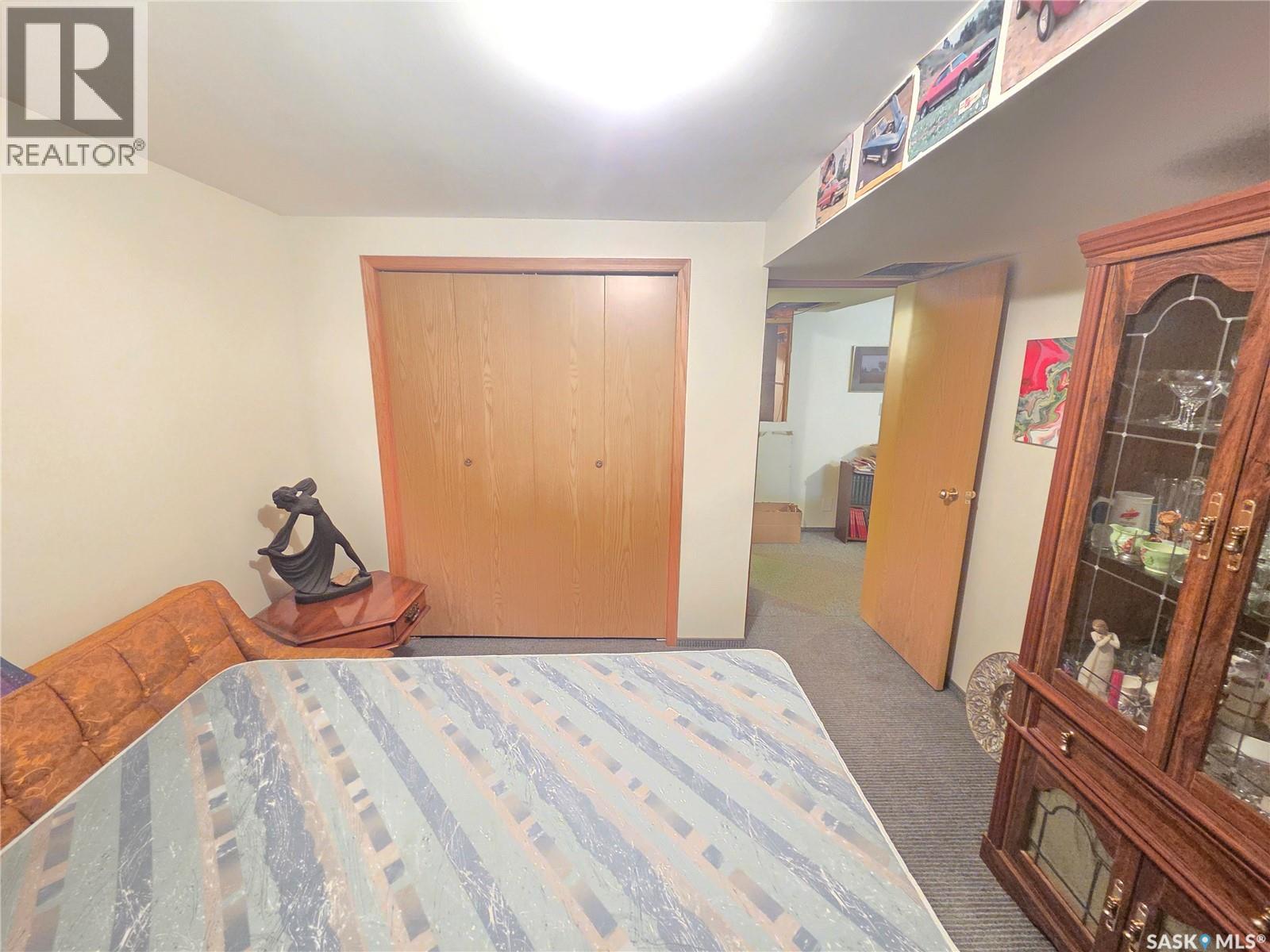 509 Carlyle AVENUE - 50