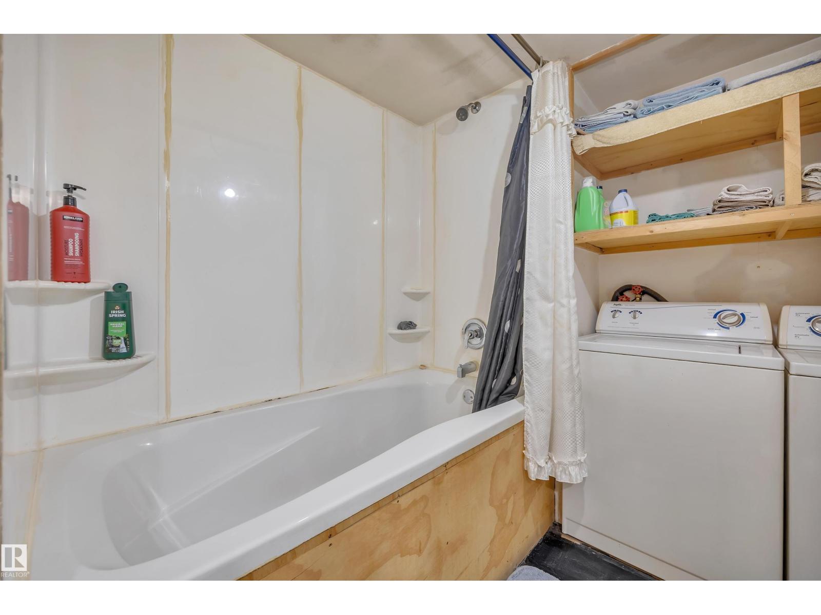 21 Calmar Mobile Home Park - 24
