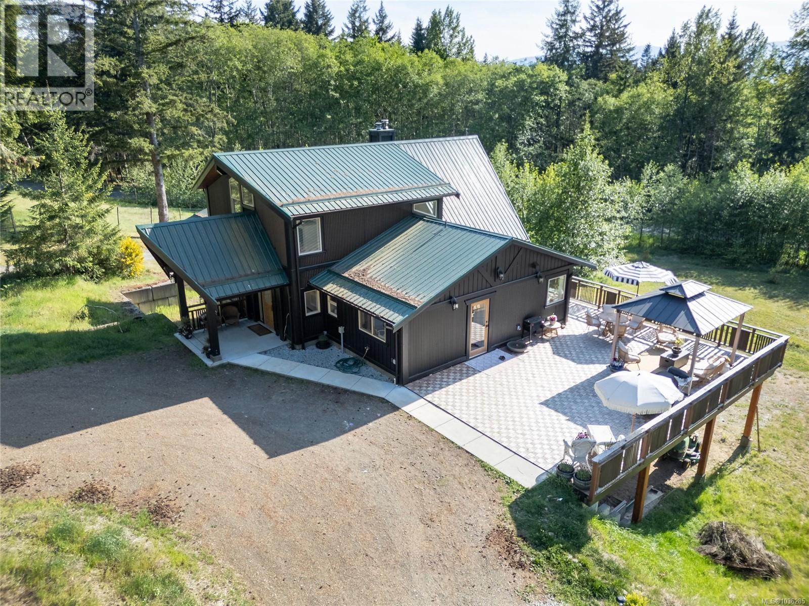 2279/2281 Clark Rd - 4
