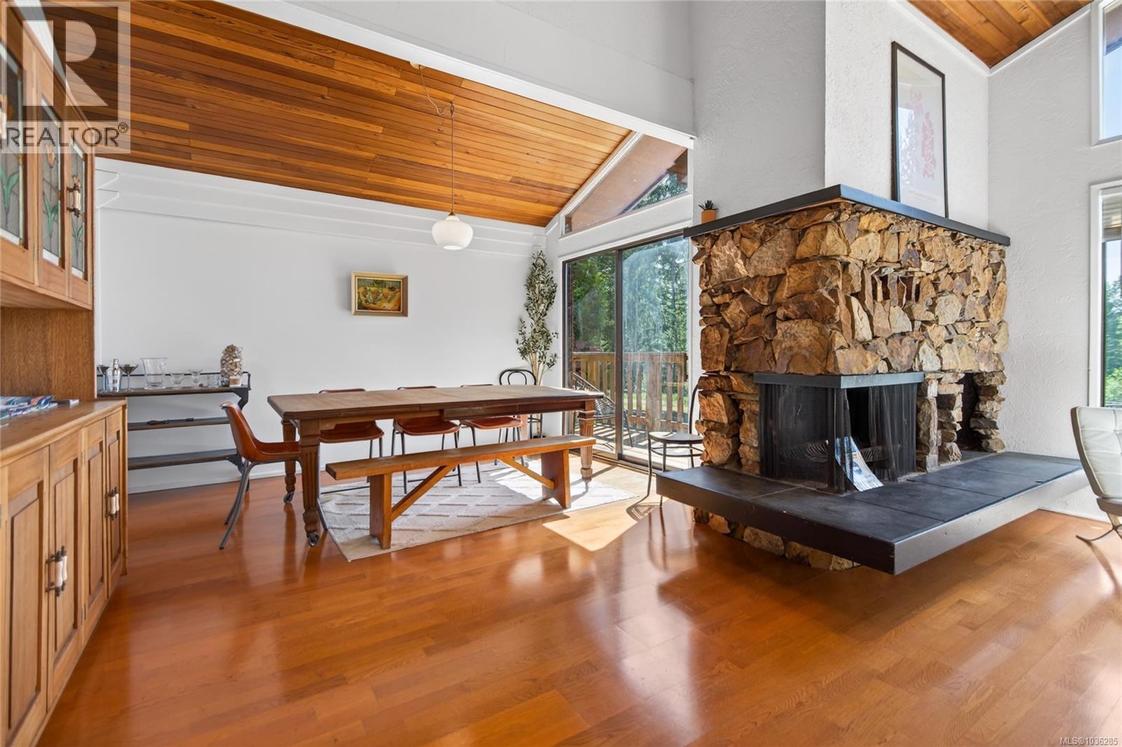 2279/2281 Clark Rd - 53
