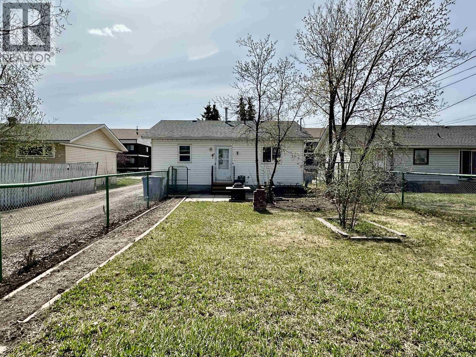 10316 96 AVENUE - 36