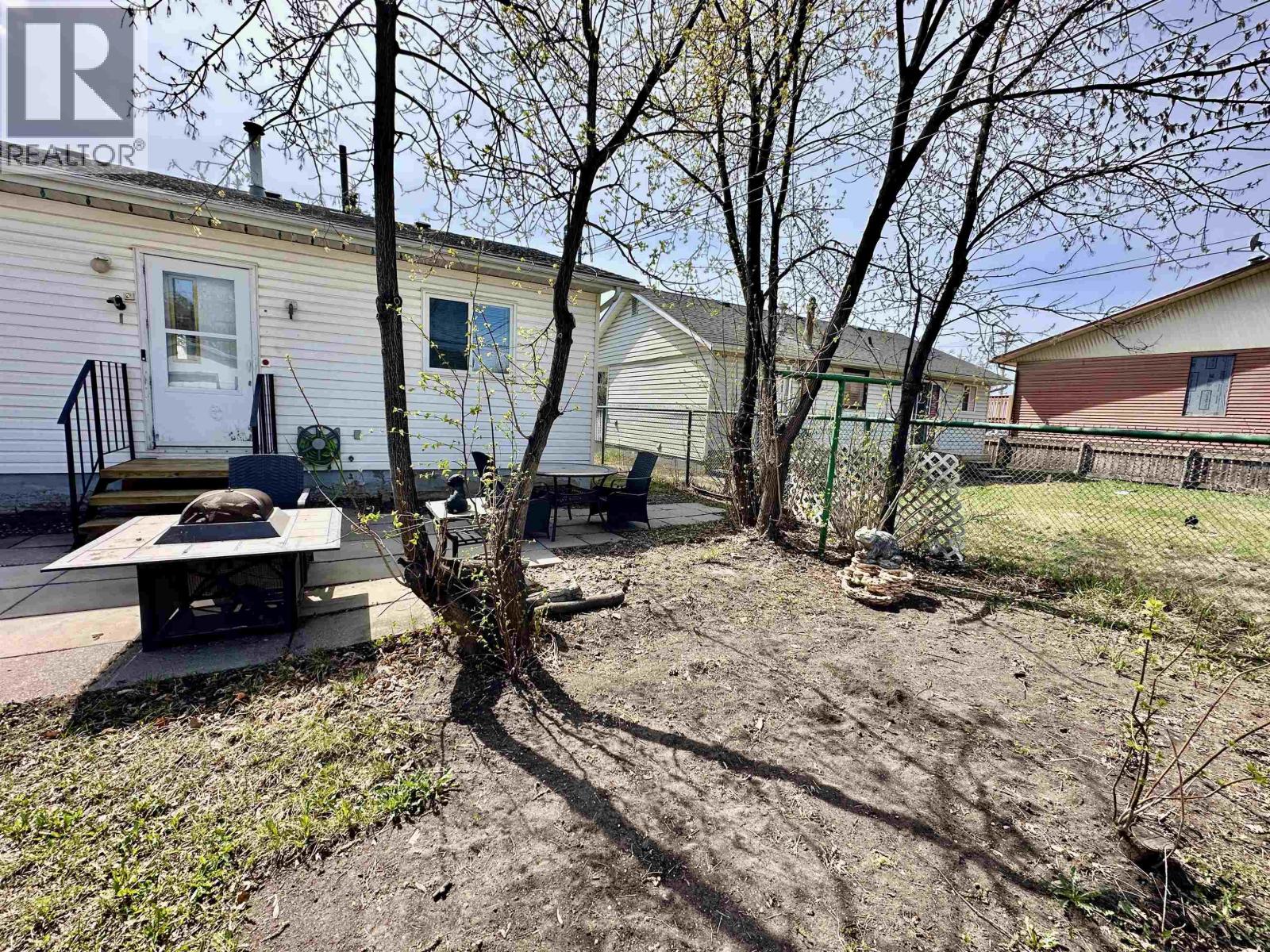 10316 96 AVENUE - 40